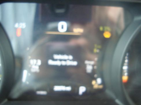 Used 2024 Jeep Wrangler Unlimited Sahara AWD/4WD image 13