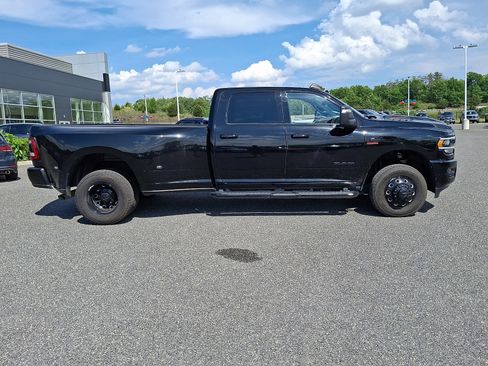 Used 2023 RAM 3500 Laramie AWD/4WD image 7