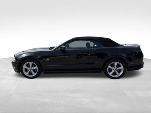 Used 2010 Ford Mustang GT image 7