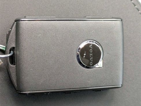 New 2026 Volvo XC60 B5 Core image 32