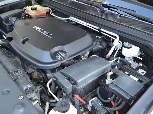 Used 2018 GMC Canyon SLE w/ SLE Convenience Package image 36