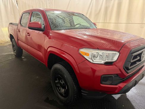 Certified 2022 Toyota Tacoma SR image 9