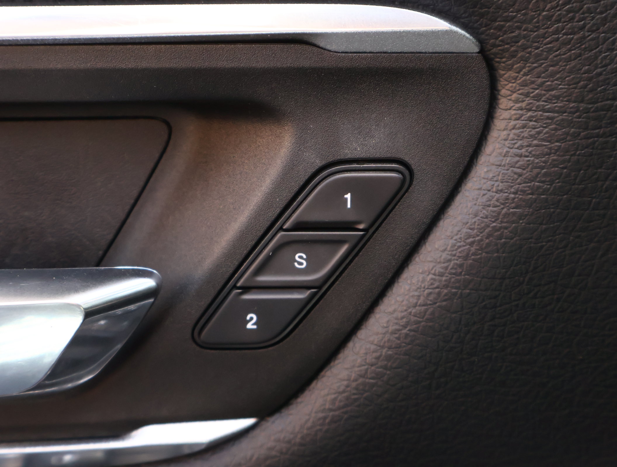 Used 2021 RAM 1500 Laramie AWD/4WD image 8