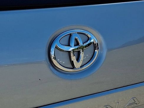 Used 2020 Toyota Sienna XLE Premium AWD/4WD image 33