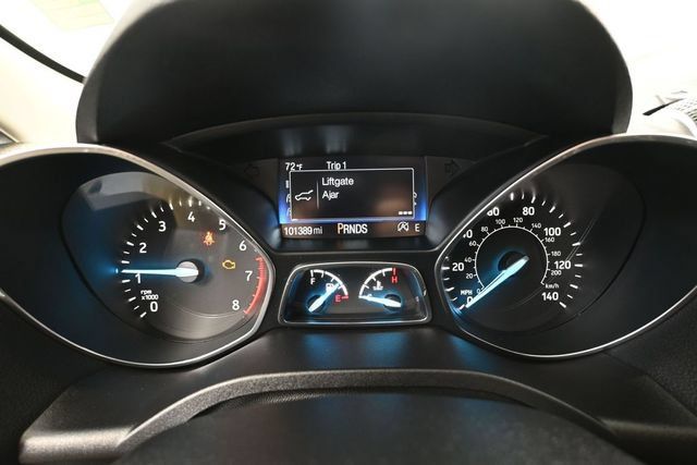 Used 2019 Ford Escape SE FWD image 22
