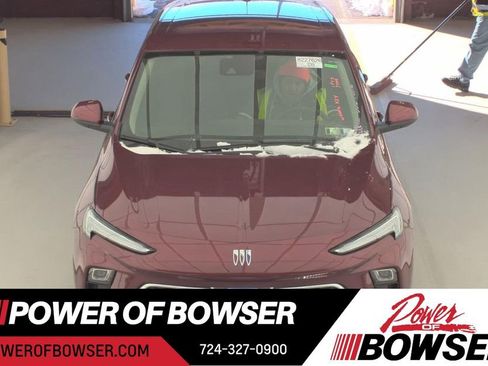 Used 2024 Buick Encore GX Preferred w/ Comfort Package image 2