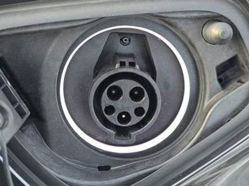 Used 2016 BMW i8 image 22