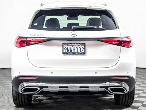 Certified 2026 Mercedes-Benz GLC 300 image 7