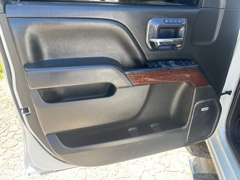 Used 2018 GMC Sierra 1500 SLT w/ SLT Premium Package AWD/4WD image 7