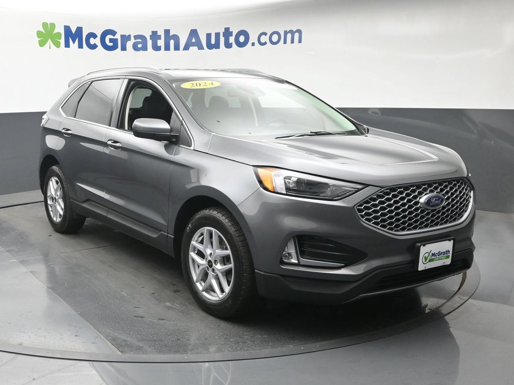 Used 2024 Ford Edge SEL w/ Convenience Package AWD/4WD image 2