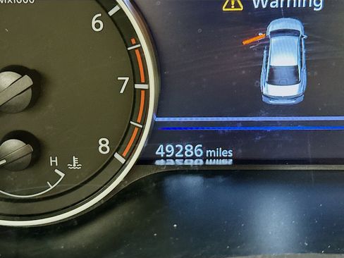 Used 2025 Nissan Altima 2.5 SV image 18