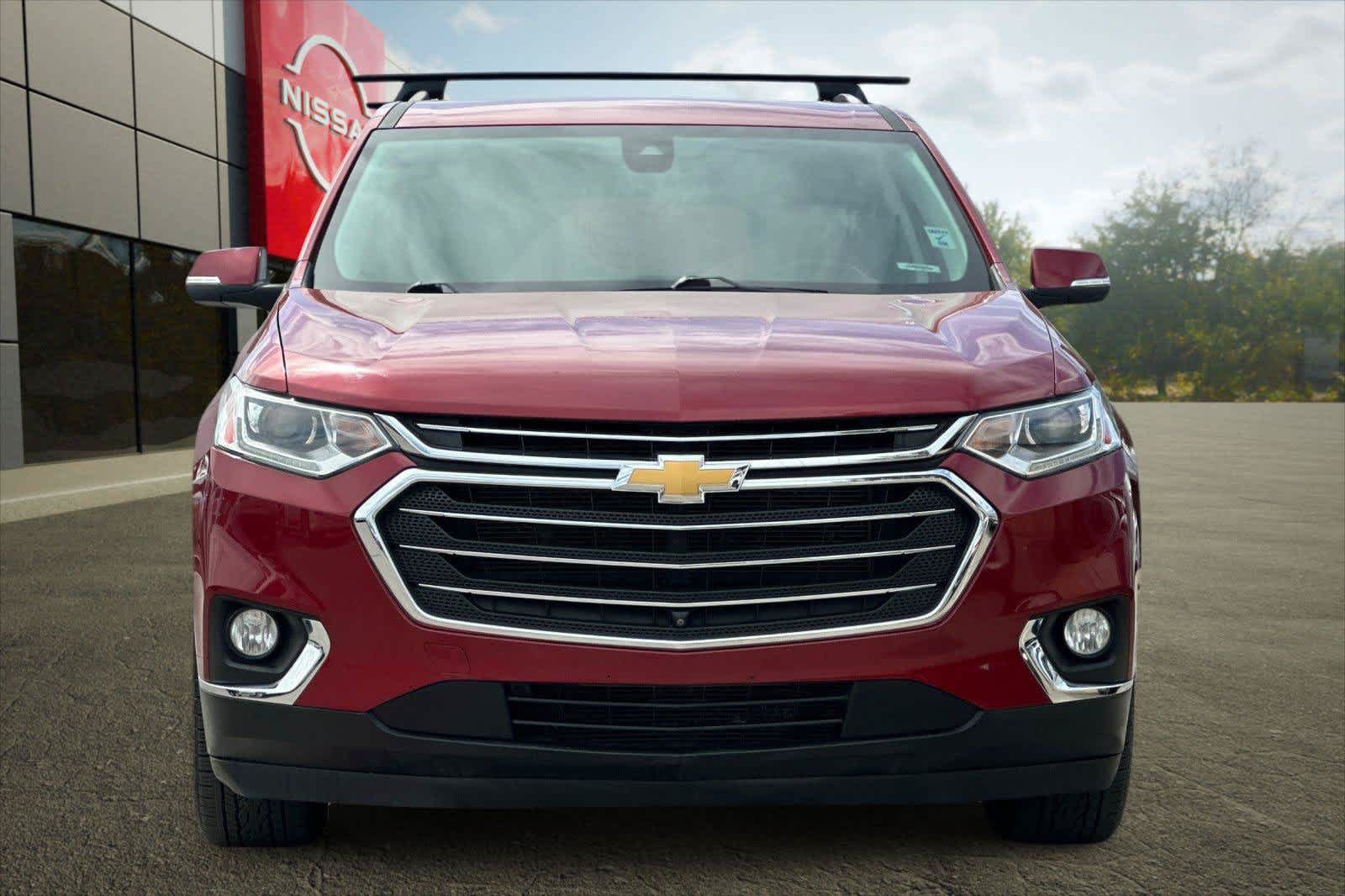 Used 2021 Chevrolet Traverse LT w/ LT Premium Package AWD/4WD image 19