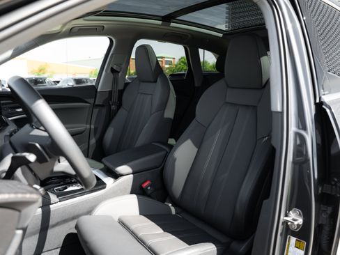 Certified 2025 Audi Q5 Premium w/ Premium Plus AWD/4WD image 24