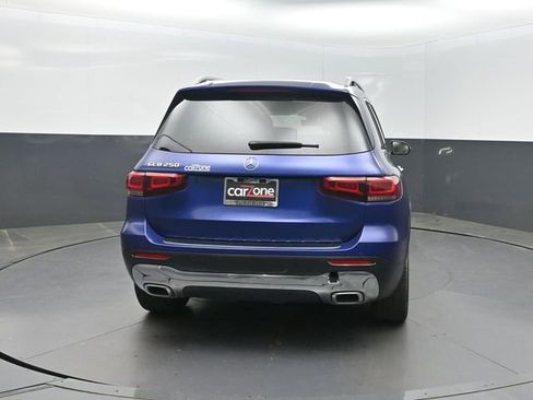 Used 2020 Mercedes-Benz GLB 250 w/ Premium Package image 31
