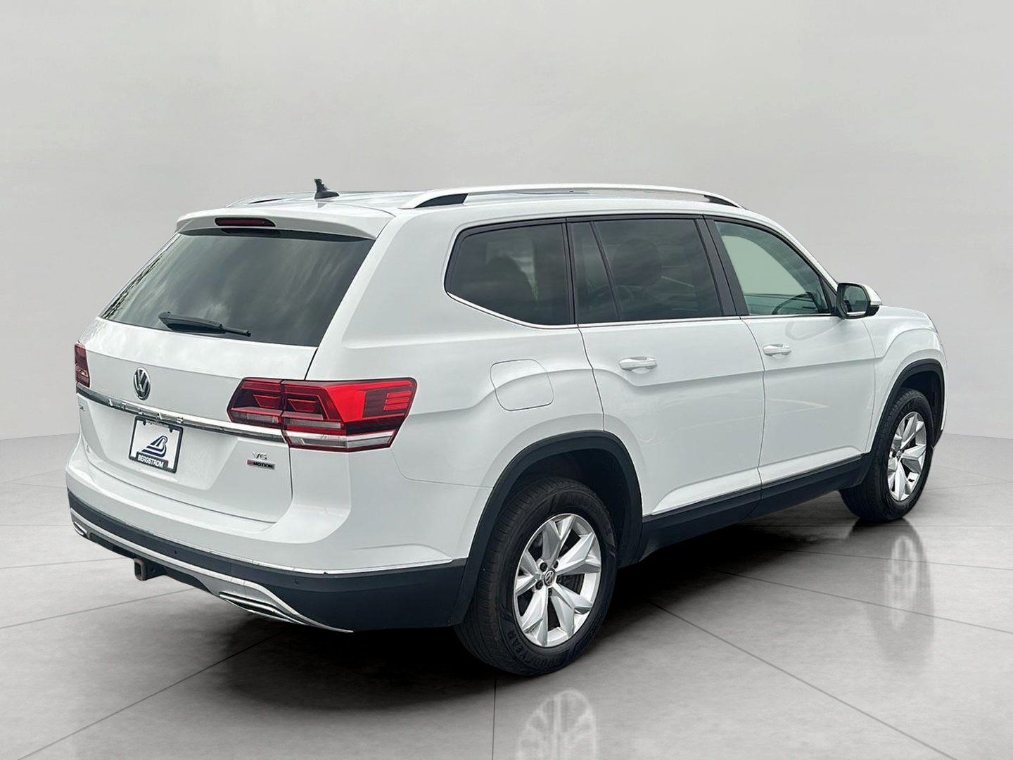 Used 2018 Volkswagen Atlas SEL AWD/4WD image 7