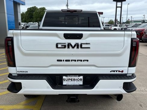 New 2026 GMC Sierra 3500 AT4 w/ AT4 Premium Plus Package AWD/4WD image 4
