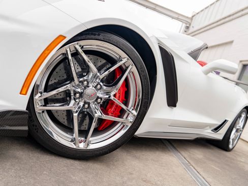 Used 2019 Chevrolet Corvette ZR1 RWD image 4