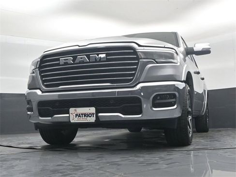Used 2025 RAM 1500 Laramie image 43
