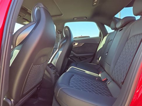 Used 2019 Audi S4 Prestige image 13