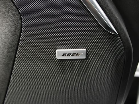 Used 2024 GMC Yukon Denali image 9