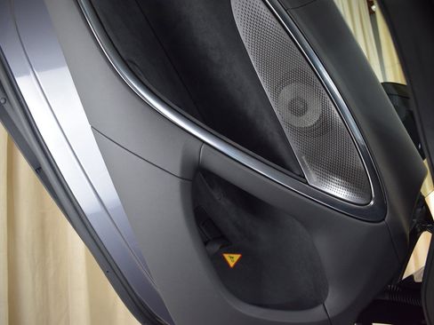 New 2025 McLaren Artura Spider image 30