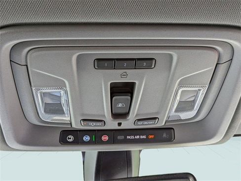 Used 2021 GMC Sierra 1500 SLT w/ SLT Premium Package image 31