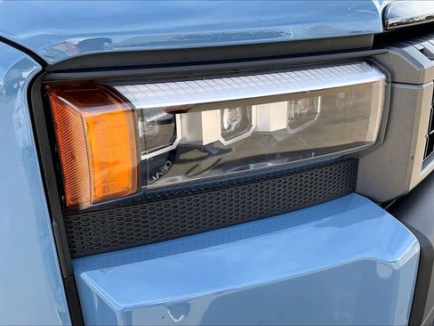 Used 2025 Toyota Land Cruiser image 26