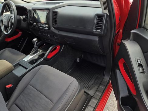 Certified 2023 Nissan Frontier S w/ Technology Package RWD image 8