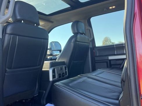Used 2021 Ford F250 Lariat image 36