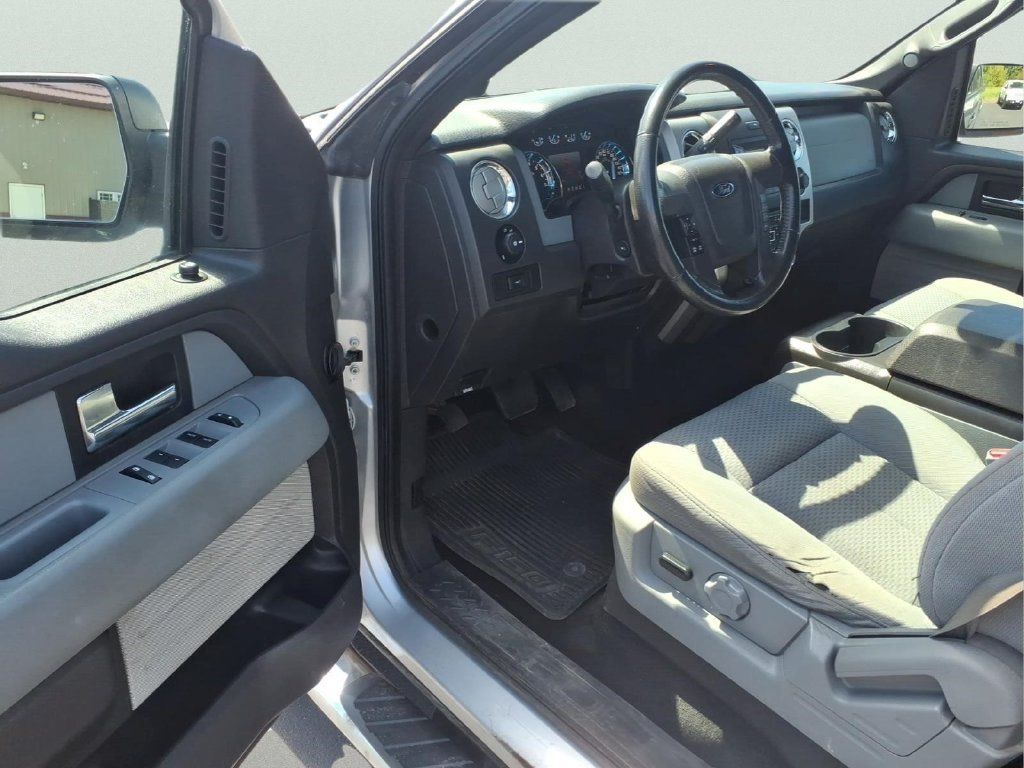 Used 2014 Ford F150 XLT w/ Equipment Group 302A Luxury AWD/4WD image 10