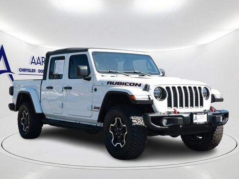 Used 2021 Jeep Gladiator Rubicon AWD/4WD image 3