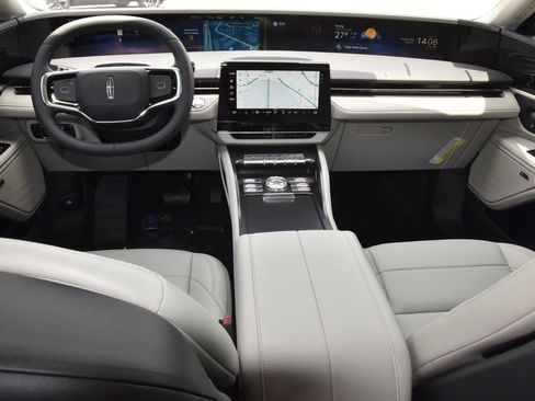 New 2026 Lincoln Nautilus Premier w/ Equipment Group 102A AWD/4WD image 16