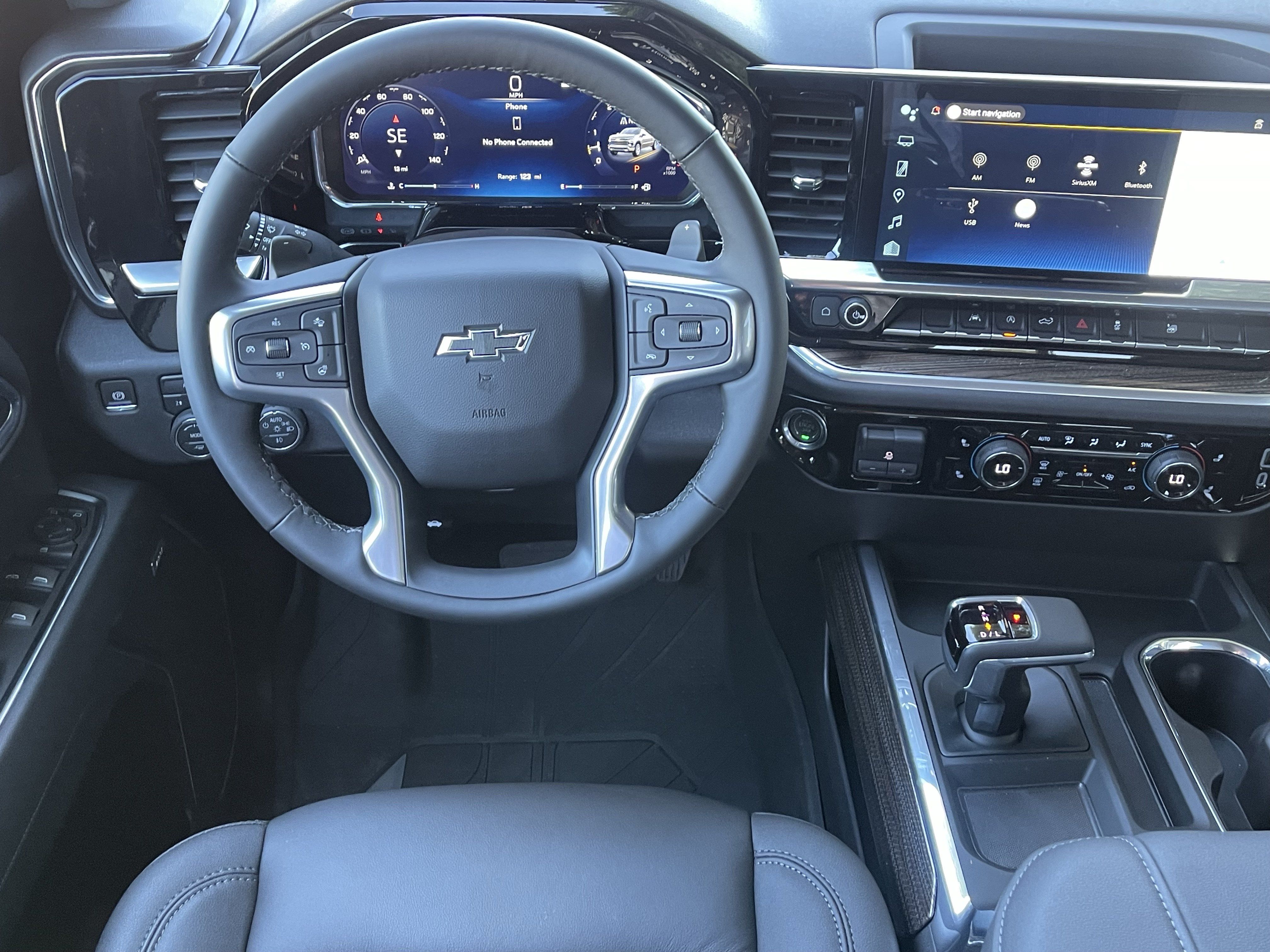 New 2026 Chevrolet Silverado 1500 RST w/ Redline Edition AWD/4WD image 18