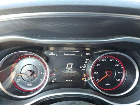 Used 2018 Dodge Charger GT image 12