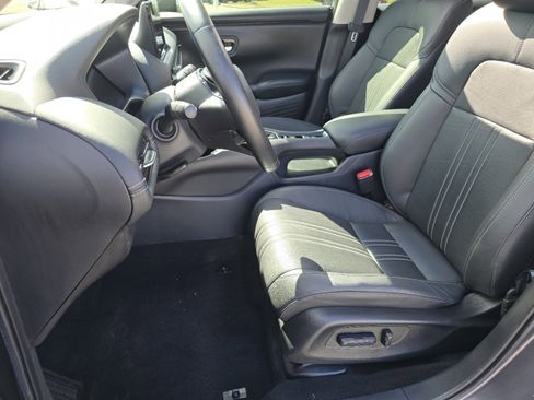 Certified 2023 Honda HR-V EX-L image 27
