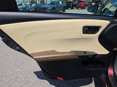 Used 2013 Toyota Avalon XLE Premium FWD image 14
