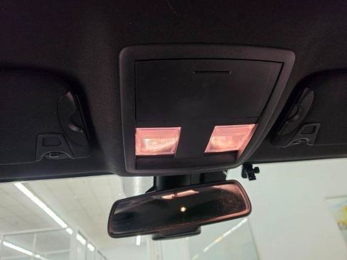 Used 2018 Dodge Challenger SXT RWD image 24