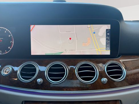 Used 2020 Mercedes-Benz E 350 Sedan w/ Premium Package image 20