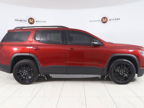 Used 2023 GMC Acadia SLT w/ Elevation Edition image 2