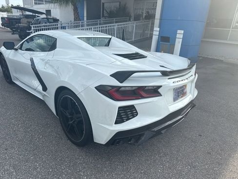 Used 2023 Chevrolet Corvette Stingray Premium Conv w/ Z51 Performance Package RWD image 9