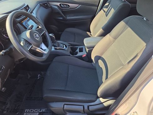 Used 2020 Nissan Rogue Sport S FWD image 10