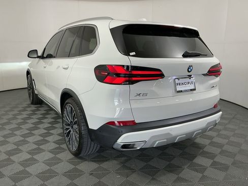 Certified 2024 BMW X5 xDrive40i w/ Premium Package AWD/4WD image 7