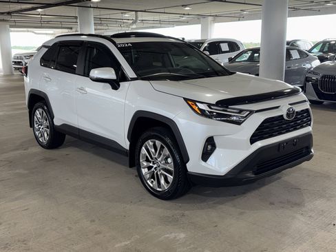 Used 2024 Toyota RAV4 XLE Premium FWD image 2