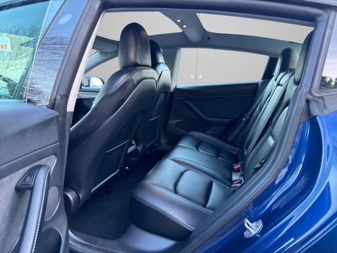 Used 2022 Tesla Model 3 Long Range image 10