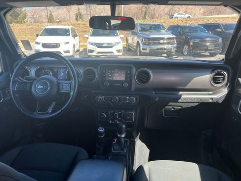 Used 2019 Jeep Wrangler Unlimited Sport S AWD/4WD image 21