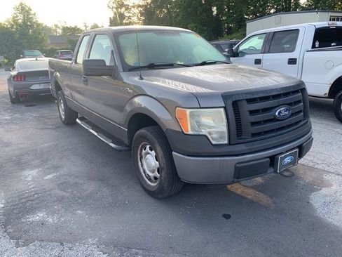 Used 2011 Ford F150 XL w/ Trailer Tow Pkg RWD image 2