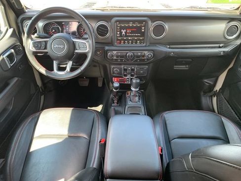 Used 2022 Jeep Gladiator Rubicon AWD/4WD image 15