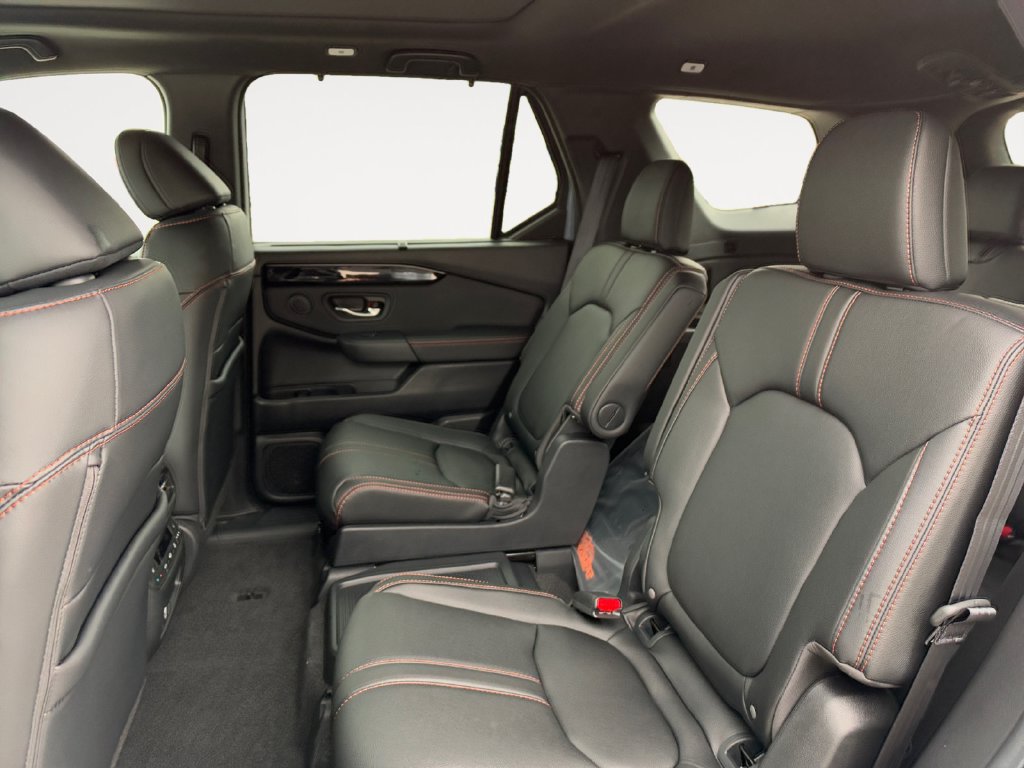 New 2026 Honda Pilot TrailSport image 13