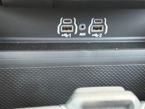 New 2026 RAM 2500 Big Horn AWD/4WD image 25
