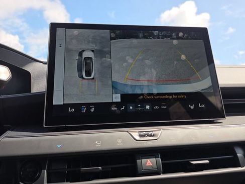 New 2026 Lexus ES 350e FWD image 30